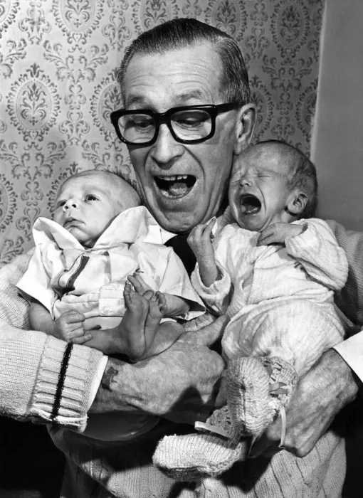 Framed Print : Geoff Wilson holds son Timothy, left and grandson Barry. February 1978 P009030 Framed Print : Geoff Wilson holds son Timothy, left and grandson Barry. February 1978 P009030