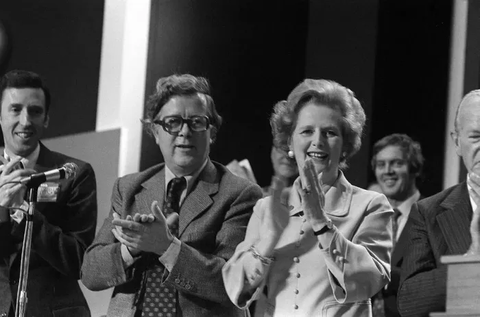 Framed Print : Geoffrey Howe and Margaret Thatcher October 1977 applaud the speech of William Hague