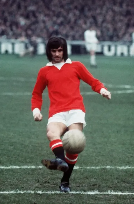 Framed Print : George Best 1972 Manchester United footballer Leeds V Manchester United