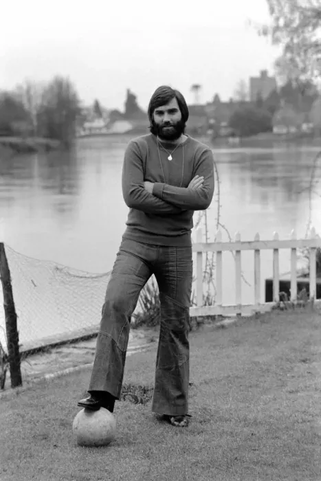 Framed Print : George Best. Footballer George Best at the Bray home of Michael Parkinson Framed Print : George Best. Footballer George Best at the Bray home of Michael Parkinson