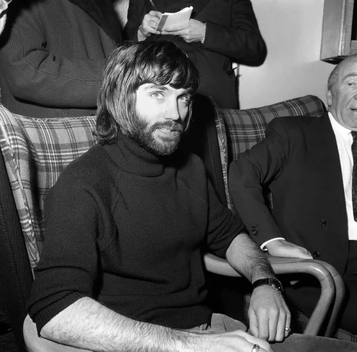 Framed Print : George Best and Sir Matt Busby January 1971 after George had returned Framed Print : George Best and Sir Matt Busby January 1971 after George had returned