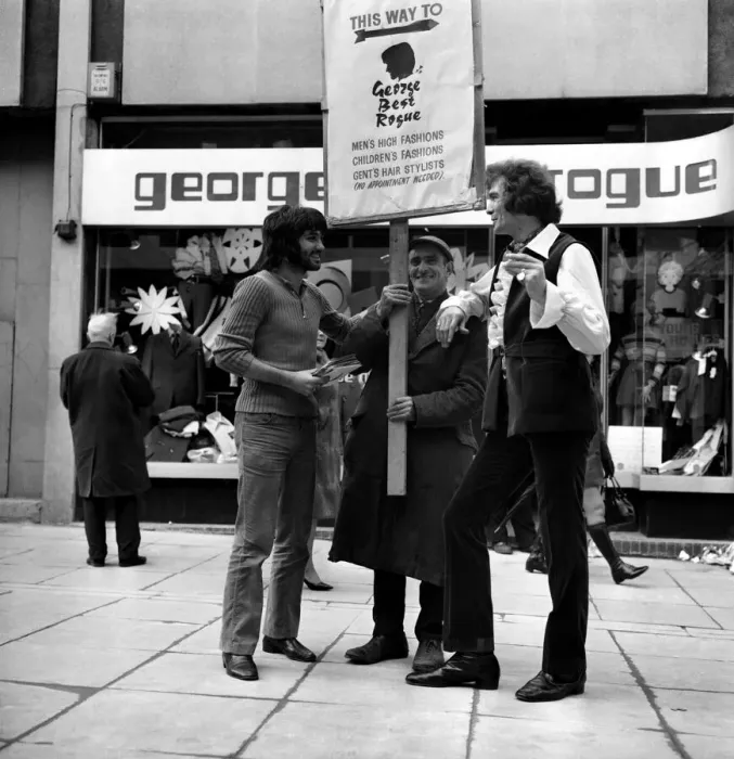 Framed Print : George Bests Boutique: Recording star Don Fardon called with some of his Framed Print : George Bests Boutique: Recording star Don Fardon called with some of his