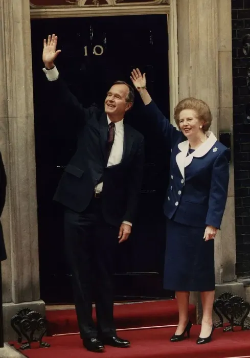 Framed Print : George Bush President of the United States with Prime Minister Margaret Thatcher Framed Print : George Bush President of the United States with Prime Minister Margaret Thatcher