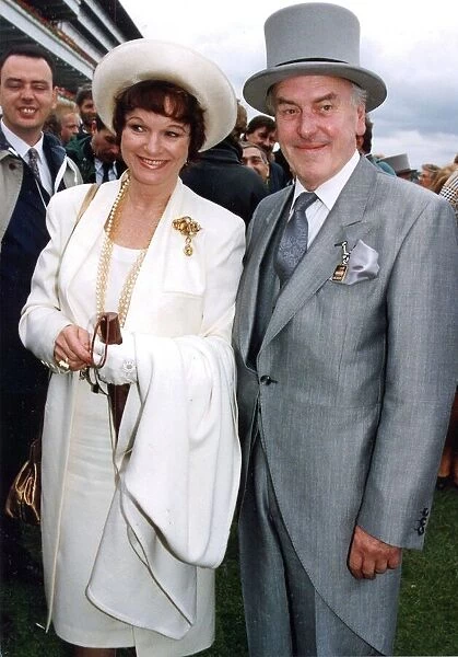 GEORGE COLE AND HIS WIFE PENNY AT THE DERBY- JUNE 1990