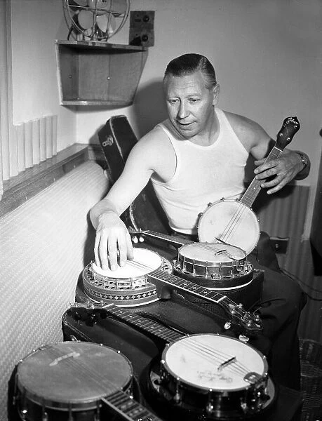 George Formby 1953-1175-2 From the late 1930s through the early 1940