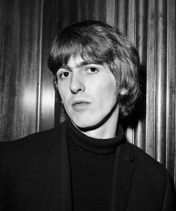 Framed Print : George Harrison at a press conference at the Gaumont State Cinema, Kilburn, London