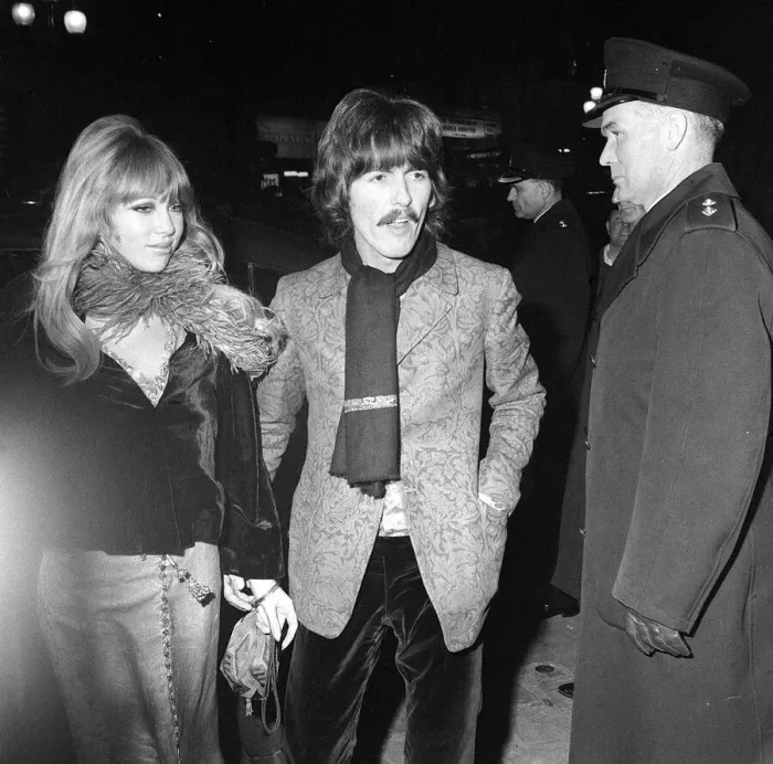 Framed Print : George Harrison and his wife Patti arriving for the film premiere of Framed Print : George Harrison and his wife Patti arriving for the film premiere of