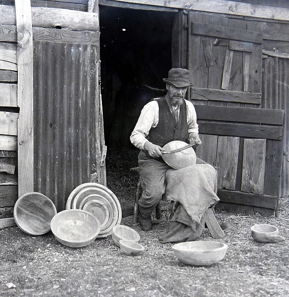 George Lailey, the old bowl turner of Bucklebury who turns bowls from elm logs on a