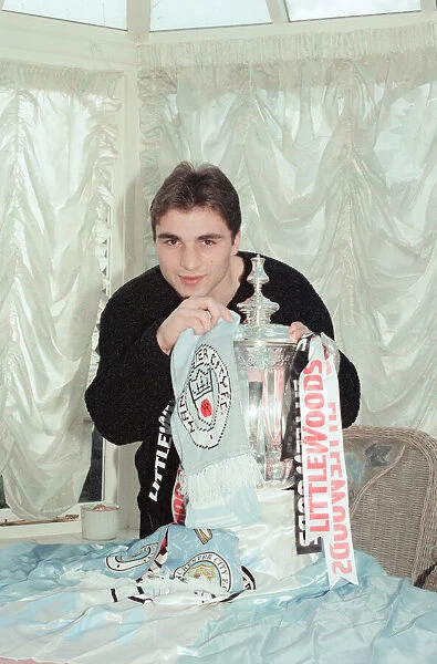Georgi Kinkladze, Manchester City midfielder, photocall with The FA Cup sponsored by
