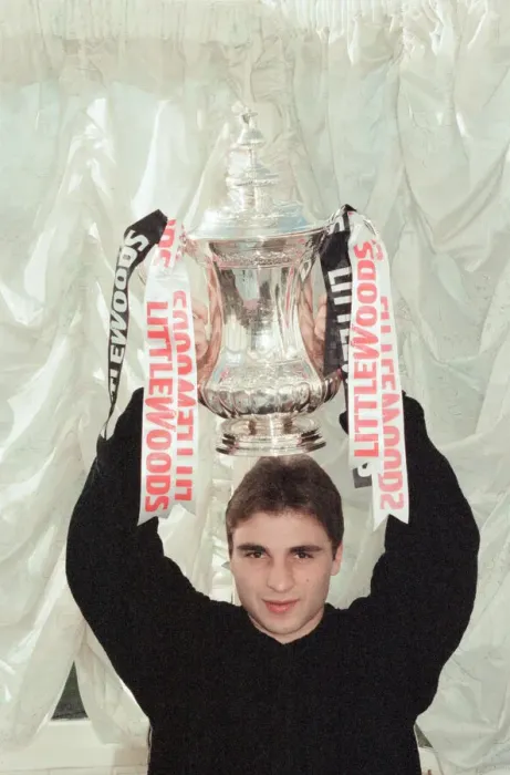 Framed Print : Georgi Kinkladze, Manchester City midfielder, photocall with The FA Cup sponsored by Framed Print : Georgi Kinkladze, Manchester City midfielder, photocall with The FA Cup sponsored by