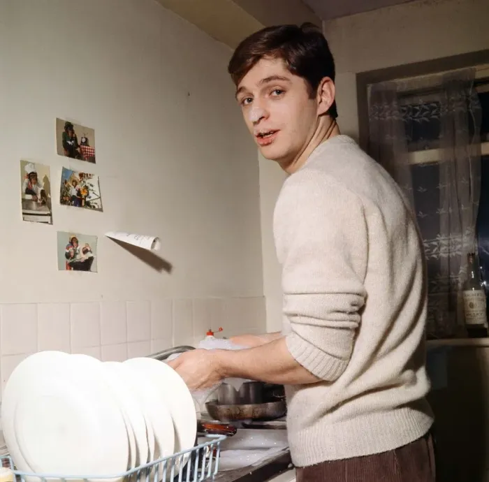 Framed Print : Georgie Fame at home. 10th January 1965 Framed Print : Georgie Fame at home. 10th January 1965