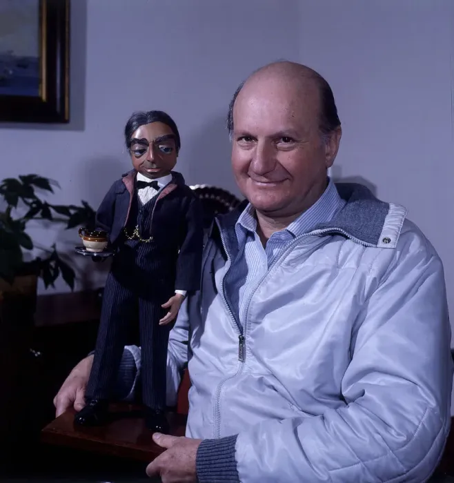 Framed Print : Gerry Anderson creator of the puppet Parker that appeared in Thunderbirds Circa Framed Print : Gerry Anderson creator of the puppet Parker that appeared in Thunderbirds Circa