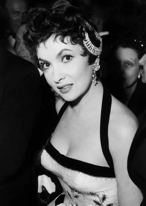 Framed Print : Gina Lollobrigida Italian actress October 1954 Framed Print : Gina Lollobrigida Italian actress October 1954