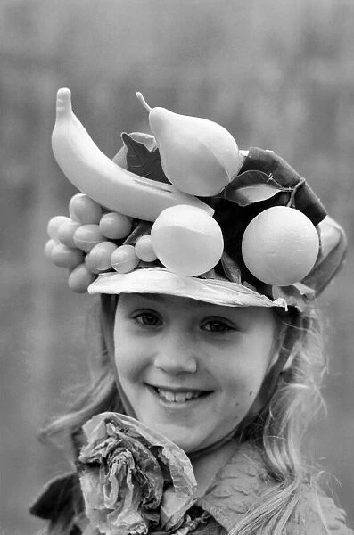Girl  /  Hat  /  Unusual: Trinidad Carnival in Kensington. February 1975 75-00811-004