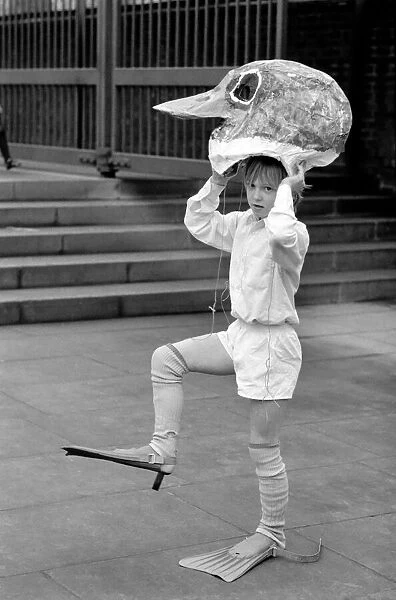 Girl  /  Hat  /  Unusual: Trinidad Carnival in Kensington. February 1975 75-00811-001