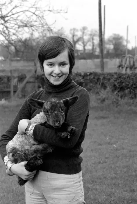 Framed Print : Girl with Lamb  /  Children  /  Animals: Miss Elizabeth Larter. February 1975 75-00916-001