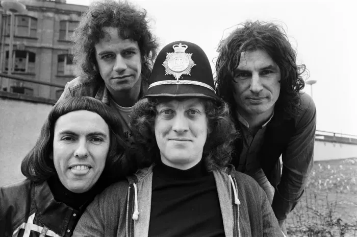 Framed Print : Glam rock group Slade posing for pictures in Birmingham City Centre. 25th March 1977 Framed Print : Glam rock group Slade posing for pictures in Birmingham City Centre. 25th March 1977