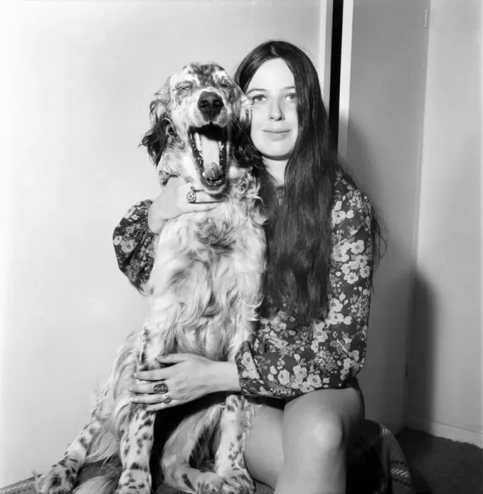 Framed Print : Glamourous Pat Wrigley and her dog Tim. July 1970 70-6838-004 Framed Print : Glamourous Pat Wrigley and her dog Tim. July 1970 70-6838-004