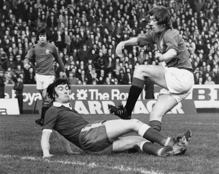 Framed Print : Glasgow Rangers 2 v Aberdeen 1. Scottish Premier Division match at Ibrox