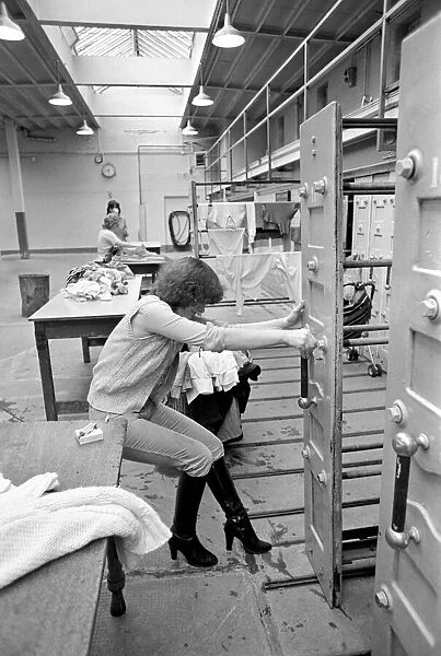 Glasgow Steamies. General scenes of women doing the laundry in a steamies in the Gorbals