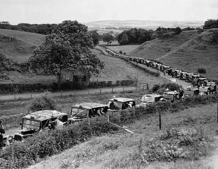 Framed Print : Glasgow taxis The long trail winding was some of the 120 Glasgow taxis taking children Framed Print : Glasgow taxis The long trail winding was some of the 120 Glasgow taxis taking children