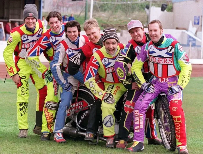 Framed Print : Glasgow Tigers speedway Team April 1999 Framed Print : Glasgow Tigers speedway Team April 1999
