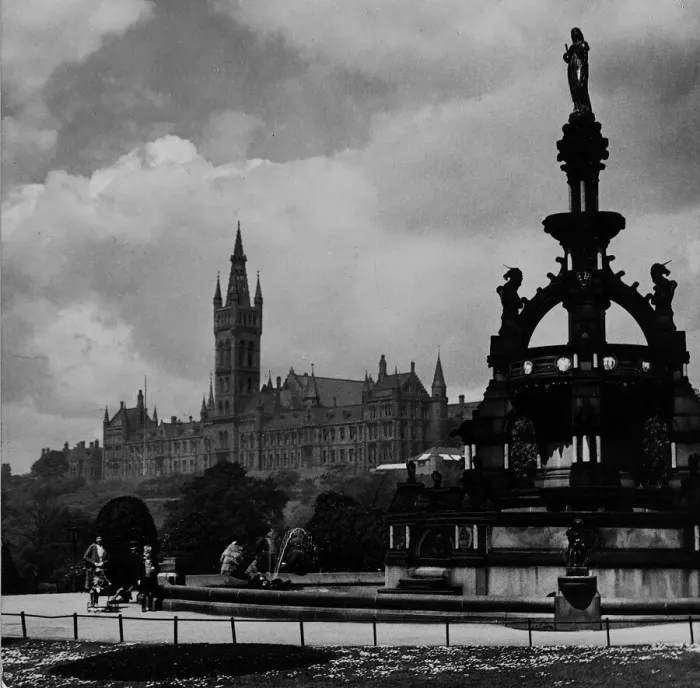 Framed Print : Glasgow University view of main building fountain. 1943 Framed Print : Glasgow University view of main building fountain. 1943