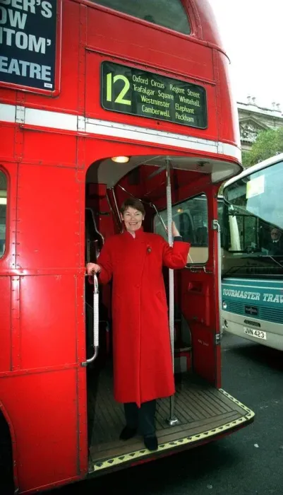 Framed Print : Glenda Jackson MP London Mayor Candidate November 1999 on a number 12 bus in Framed Print : Glenda Jackson MP London Mayor Candidate November 1999 on a number 12 bus in