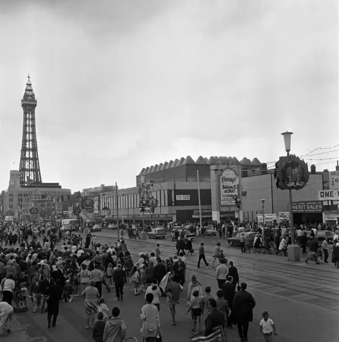 Framed Print : The Golden Mile in Blackpool, Lancashire. 1st August 1971 Framed Print : The Golden Mile in Blackpool, Lancashire. 1st August 1971
