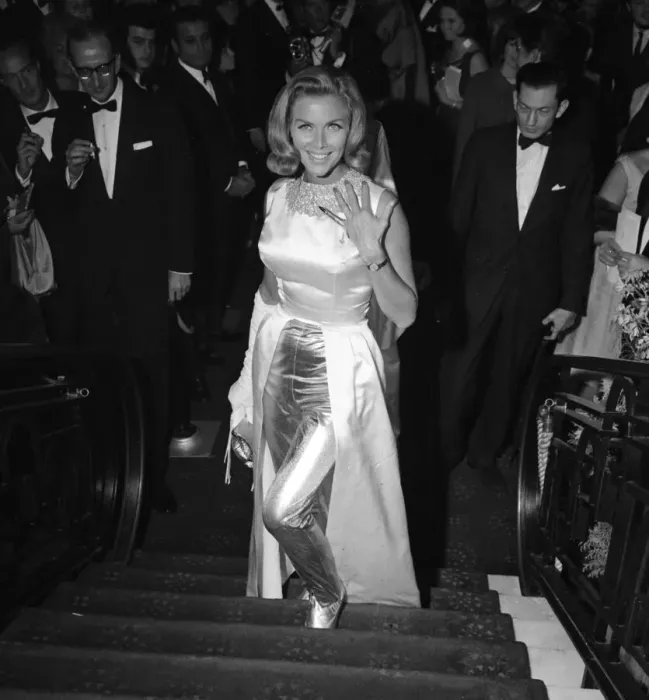 Framed Print : Goldfinger Premiere 1964 Honor Blackman arrives at the premiere of the latest James Framed Print : Goldfinger Premiere 1964 Honor Blackman arrives at the premiere of the latest James
