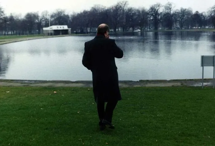 Framed Print : Gorden Kaye actor looking out over a boating lake in winter August 1989