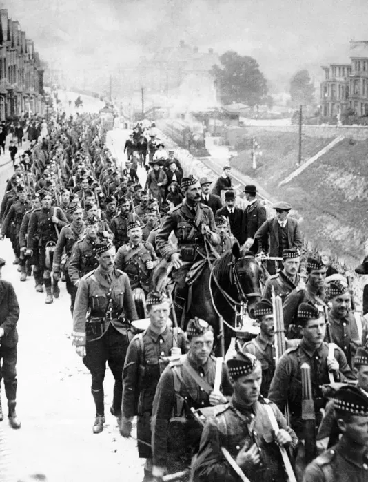 Framed Print : The Gordon Highlanders seen here shortly after disembarking from at a train at an Framed Print : The Gordon Highlanders seen here shortly after disembarking from at a train at an