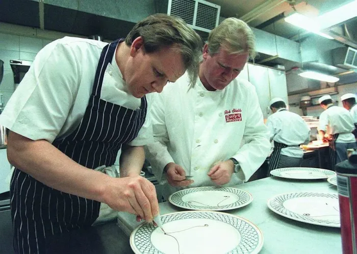 Framed Print : Gordon Ramsay Chef February 1999 with Daily Record reporter Bob Shields in kitchen