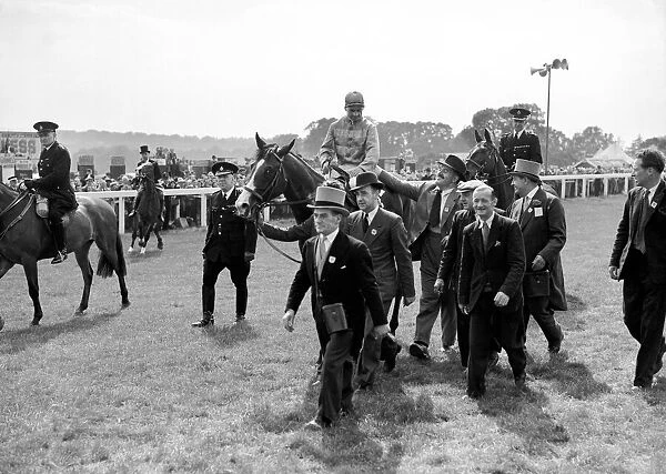 Gordon Richards is led in on Pinza after winning the Epsom Derby. 6th April 1953