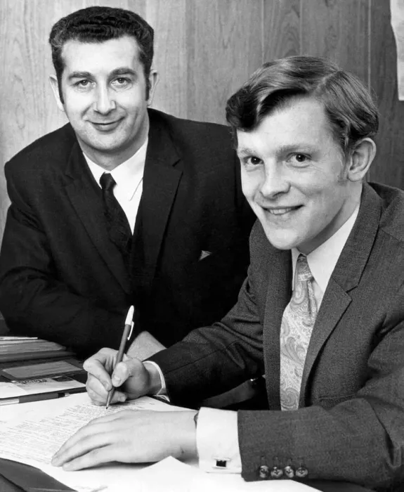 Framed Print : Gordon Taylor, who has made over 250 League appearances for Bolton Wanderers Framed Print : Gordon Taylor, who has made over 250 League appearances for Bolton Wanderers