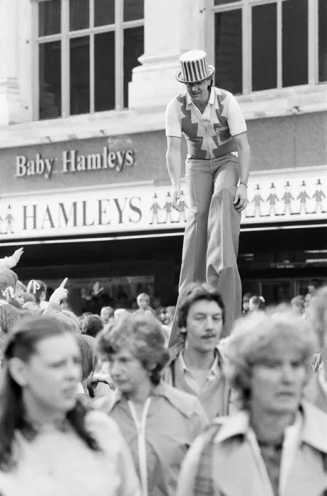 Framed Print : Grand Opening, Hamleys Toy Shop, Bull Street, Birmingham, 12th October 1985