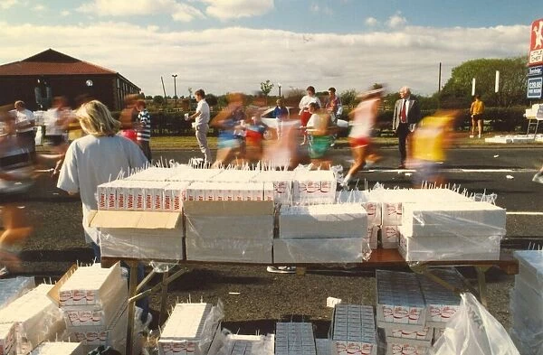 The Great North Run 15 September 1991 - Runners at the refreshment station at Whitemare