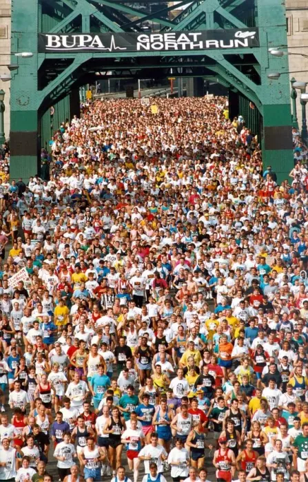 Framed Print : Great North Run, 18 September, 1994 - Competitors crossing the Tyne Bridge Framed Print : Great North Run, 18 September, 1994 - Competitors crossing the Tyne Bridge