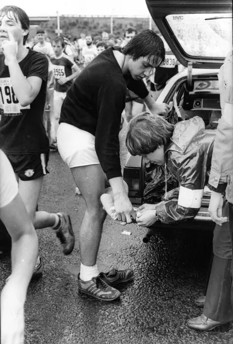 Framed Print : The Great North Run 27 June 1982 - Footsore runner Steve Thompson having his blisters Framed Print : The Great North Run 27 June 1982 - Footsore runner Steve Thompson having his blisters
