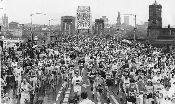The Great North Run 27 June 1982 - The runners stream across the Tyne Bridge