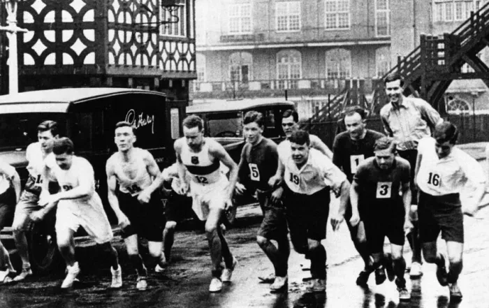 Framed Print : The Great Walk, Spring Walk 1939. An annual sporting event held at Cadbury Framed Print : The Great Walk, Spring Walk 1939. An annual sporting event held at Cadbury