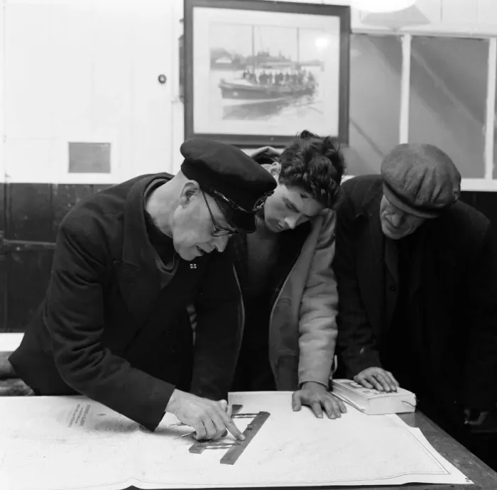 Framed Print : Great Yarmouth and Gorleston Lifeboat crew. 6th November 1959