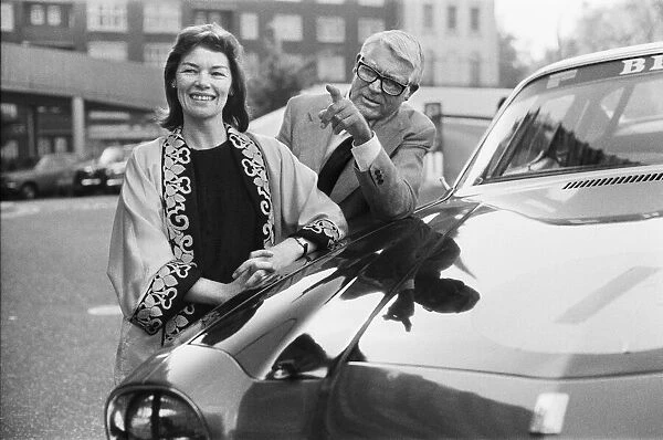 Two of the greats, Glenda Jackson and Cary Grant pictured together in 1975