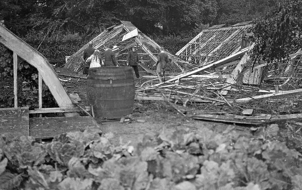 Greenhouses damaged in Antwerp the result of one of the three air raids made