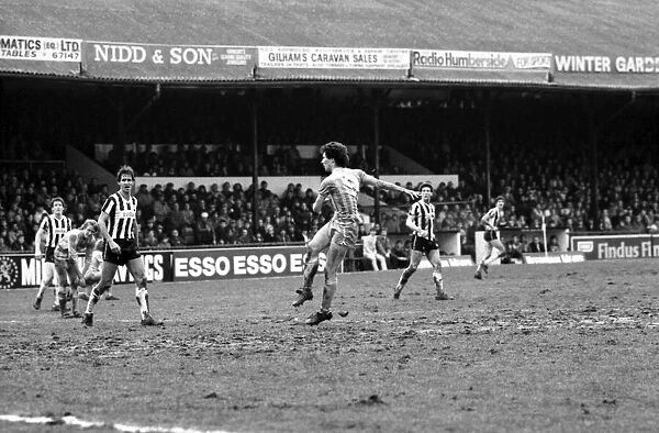 Grimsby v. Manchester City. February 1984 MF14-02-016 The final score was a one all draw