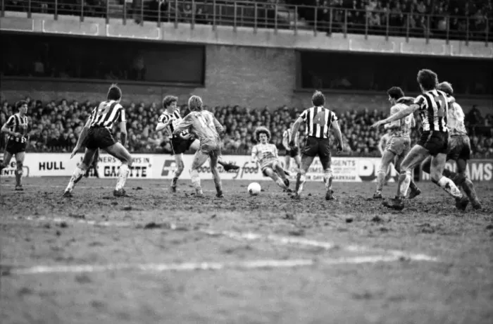 Framed Print : Grimsby v. Manchester City. February 1984 MF14-02-004 The final score was a one all draw Framed Print : Grimsby v. Manchester City. February 1984 MF14-02-004 The final score was a one all draw