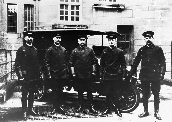 A group of mobile police officers with a police van 1910 - 1920 circa