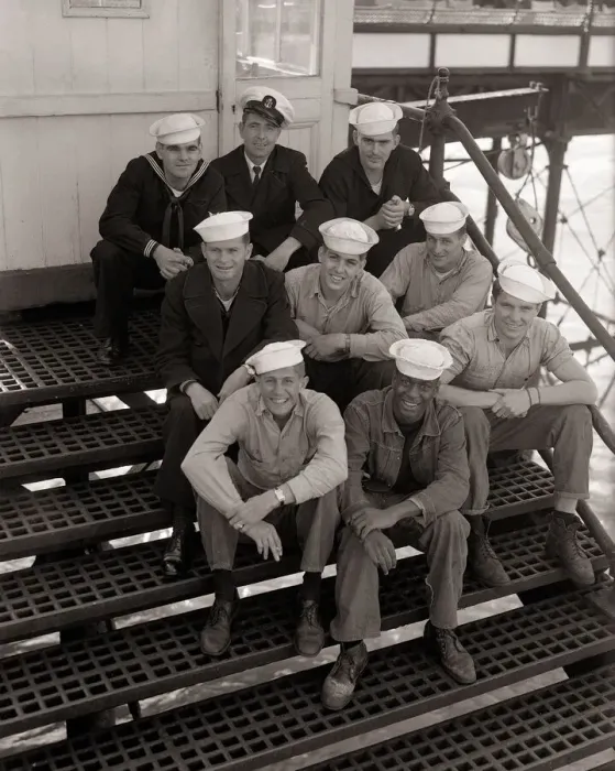 Framed Print : A group of US Sailors are stranded on Brighton pier after they missed the liberty boat Framed Print : A group of US Sailors are stranded on Brighton pier after they missed the liberty boat