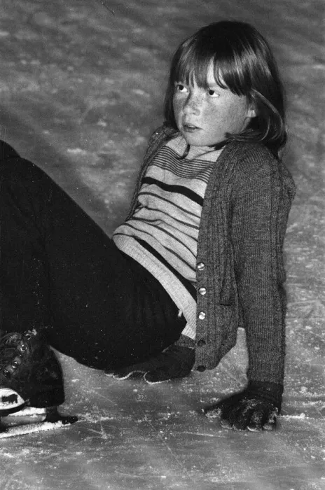 Framed Print : Guildford Children enjoy a day out coach trip to Richmond Ice Rink in Twickenham Framed Print : Guildford Children enjoy a day out coach trip to Richmond Ice Rink in Twickenham