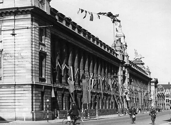 The Guildhall in Central Hull, decorated in readiness for the VJ Day celebrations at